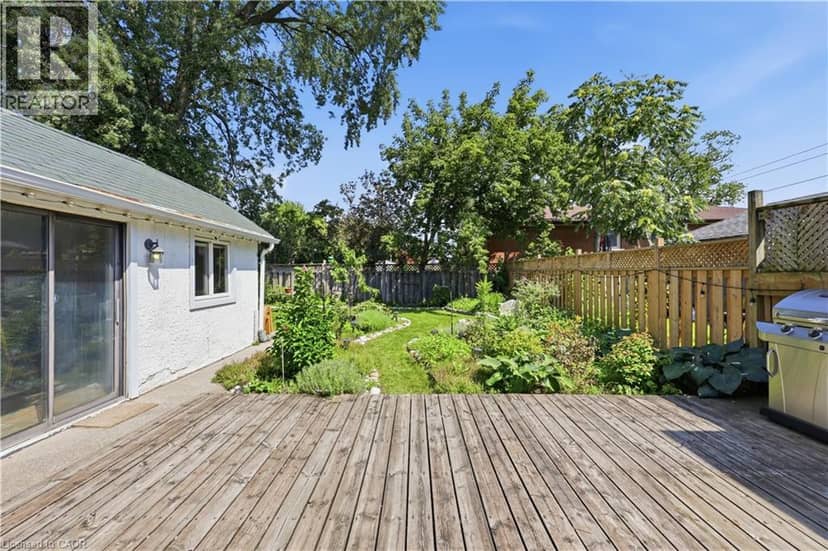 218 LAKE Street — photo 6 of 34