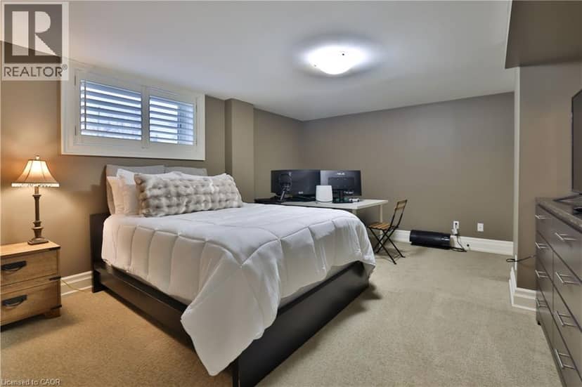 390 SEATON Drive — photo 40 of 40