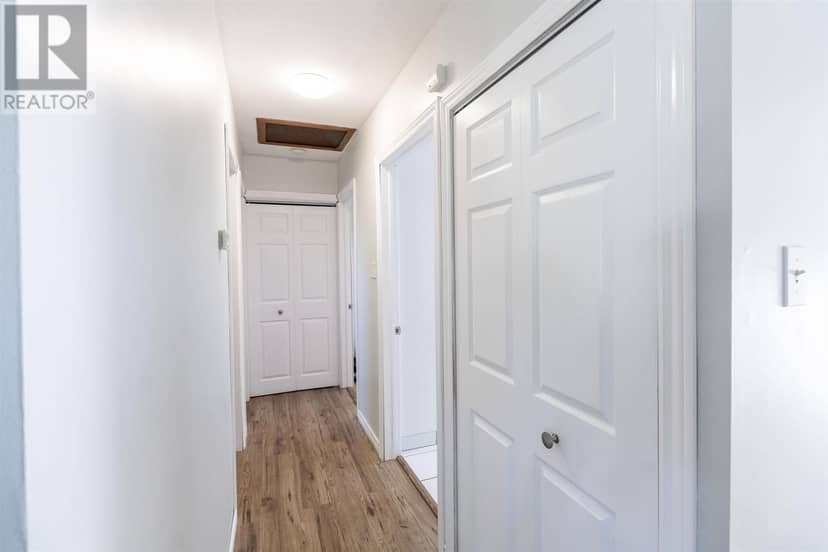 636 Cooper ST — photo 10 of 35