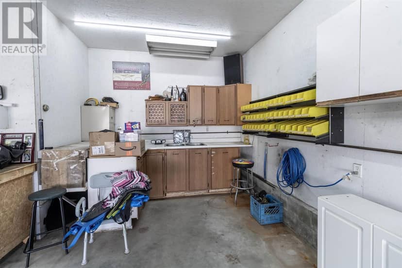 636 Cooper ST — photo 32 of 35