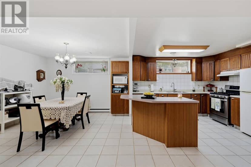 305 Reid ST — photo 28 of 40