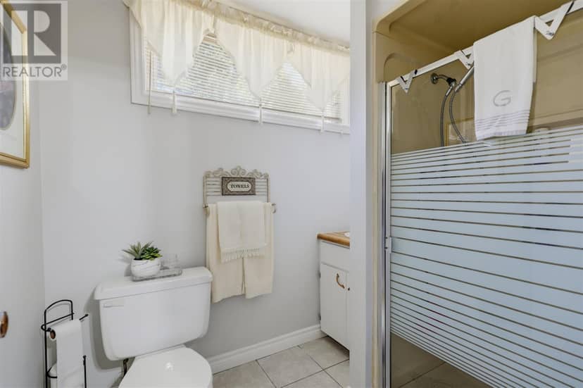 305 Reid ST — photo 33 of 40