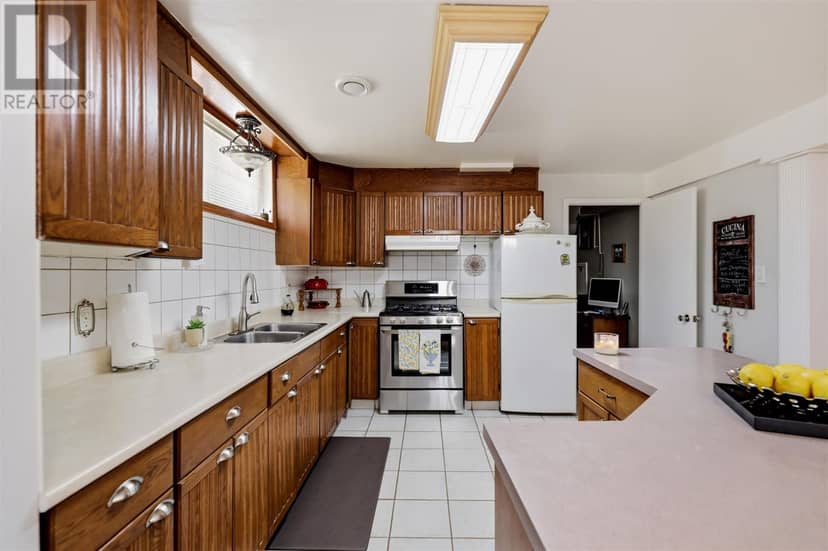 305 Reid ST — photo 30 of 40