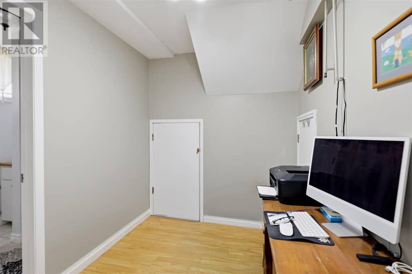 305 Reid ST — photo 34 of 40
