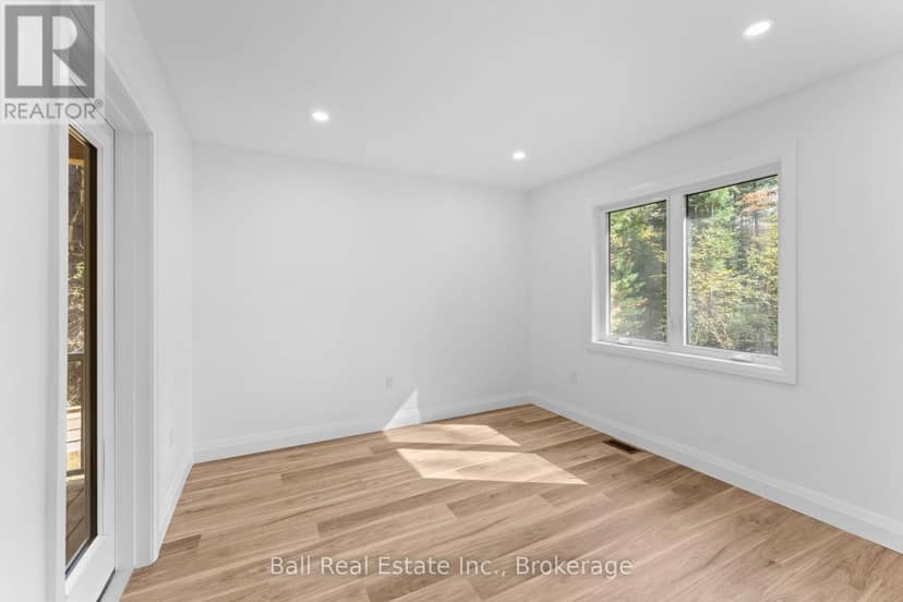 319 Boundary Road — photo 17 of 40