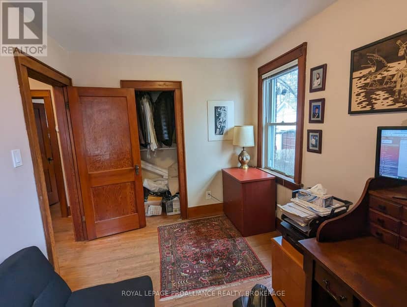 51 Dundas Street — photo 10 of 37