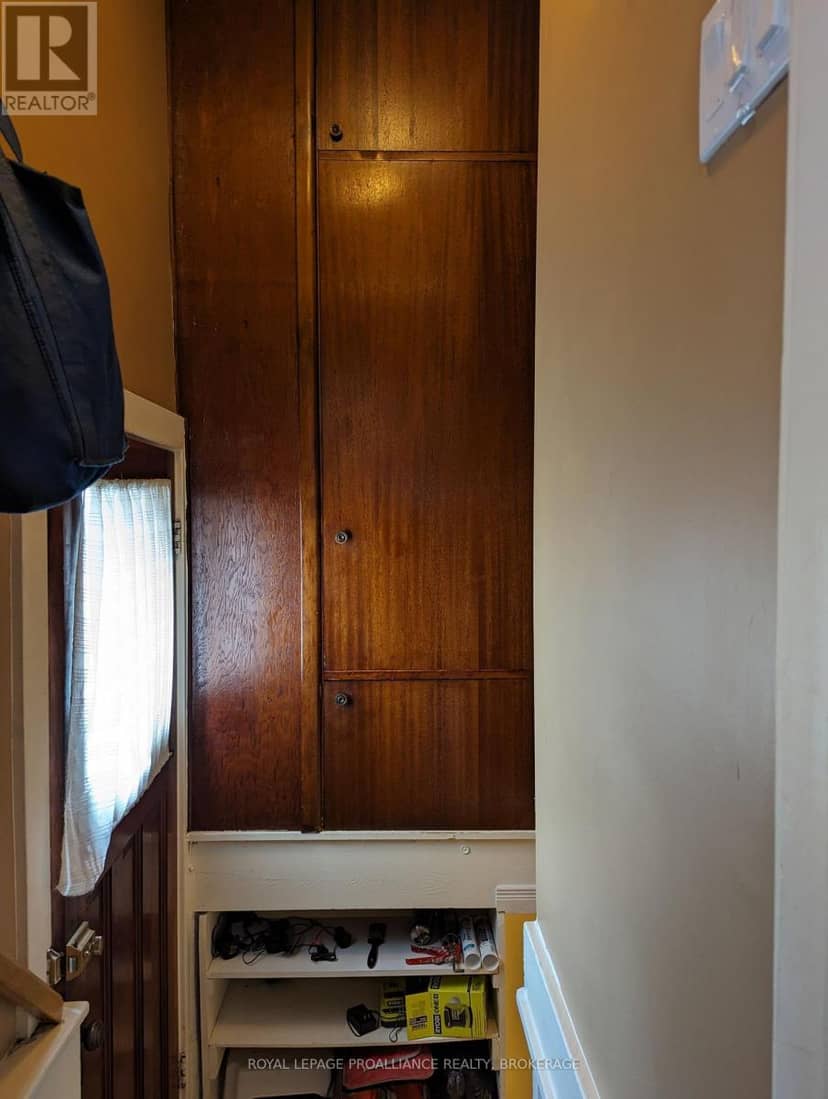51 Dundas Street — photo 19 of 37