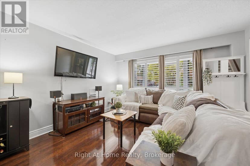 1145 Valley Court, Oshawa, photo 5