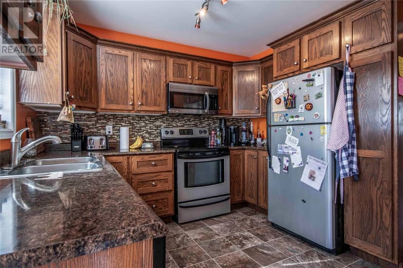 37 Faulkner Street, St. John's, photo 6