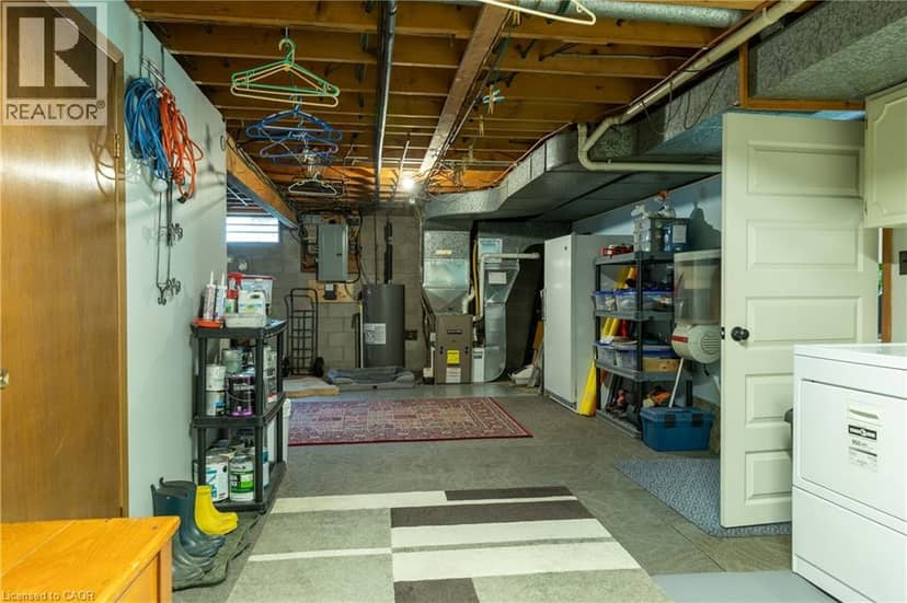 1064 VITTORIA Road — photo 38 of 40
