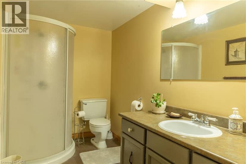 1064 VITTORIA Road — photo 34 of 40