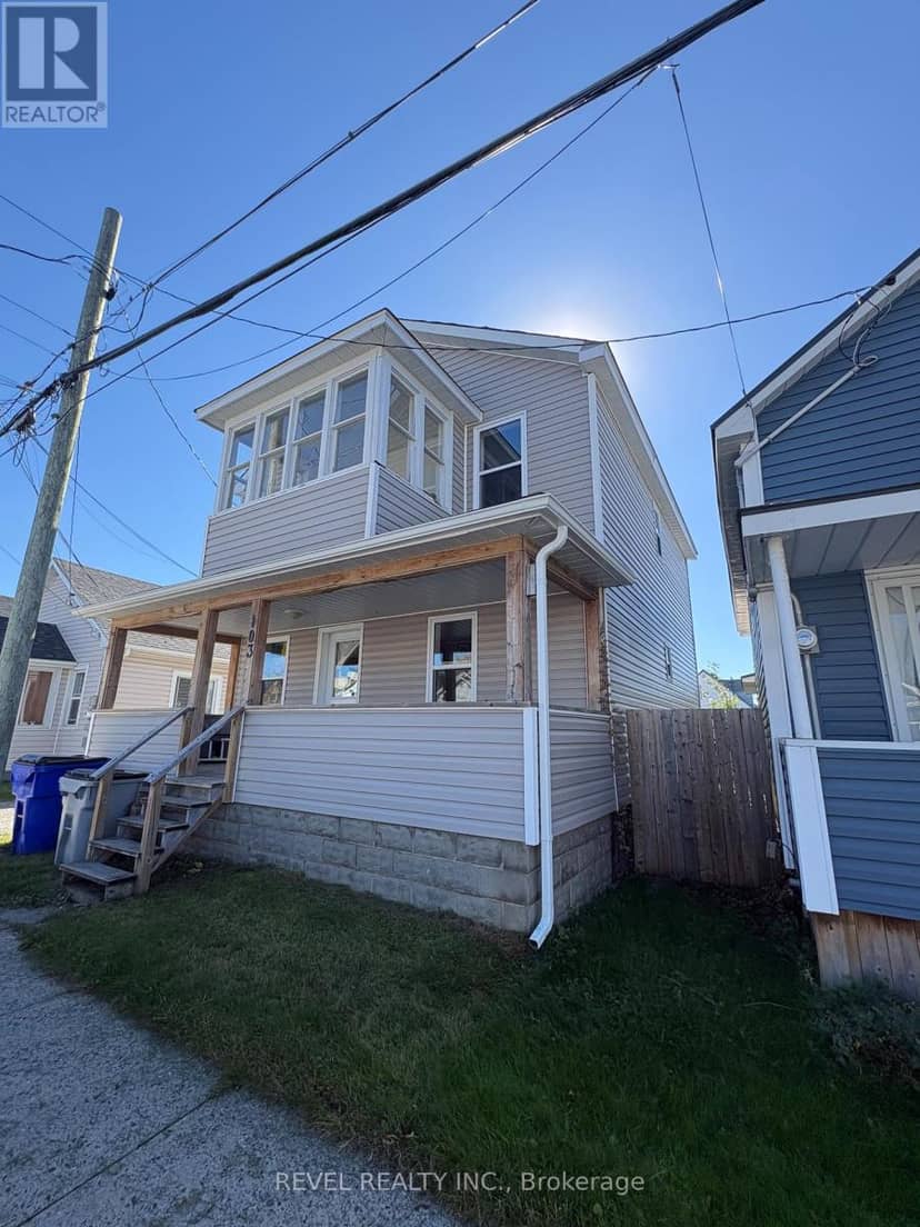 103 Commercial Avenue, Timmins, photo 2