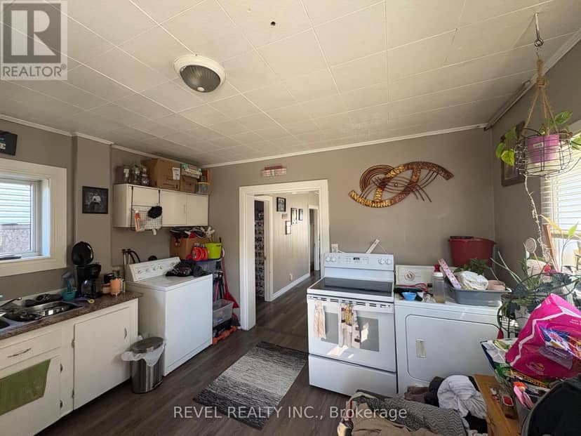 103 Commercial Avenue, Timmins, photo 4