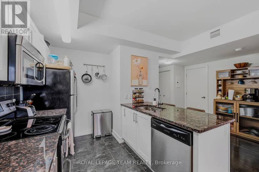 407 - 179 Metcalfe Street — photo 12 of 40