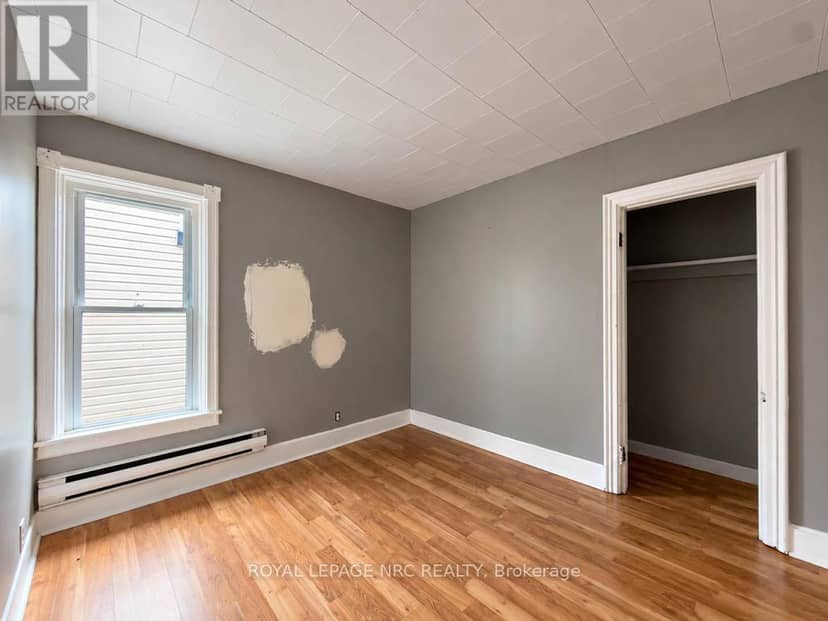 255 Jarvis Street — photo 10 of 39