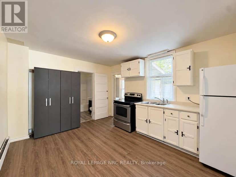 255 Jarvis Street — photo 25 of 39