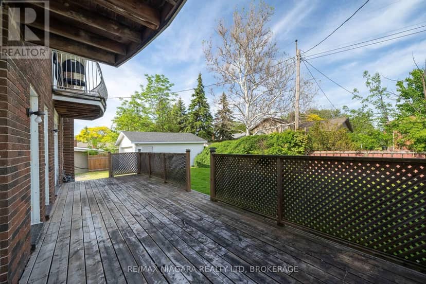 293-295 Glenridge Avenue — photo 14 of 40