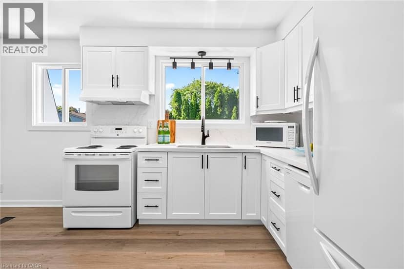 650 CUMBERLAND Avenue — photo 9 of 40