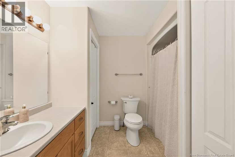 59 Domethilde Crescent — photo 18 of 21