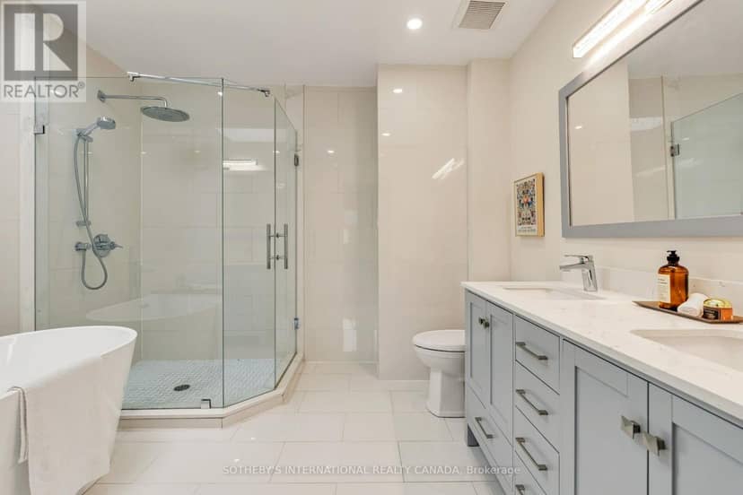 122 Brentcliffe Road — photo 24 of 40