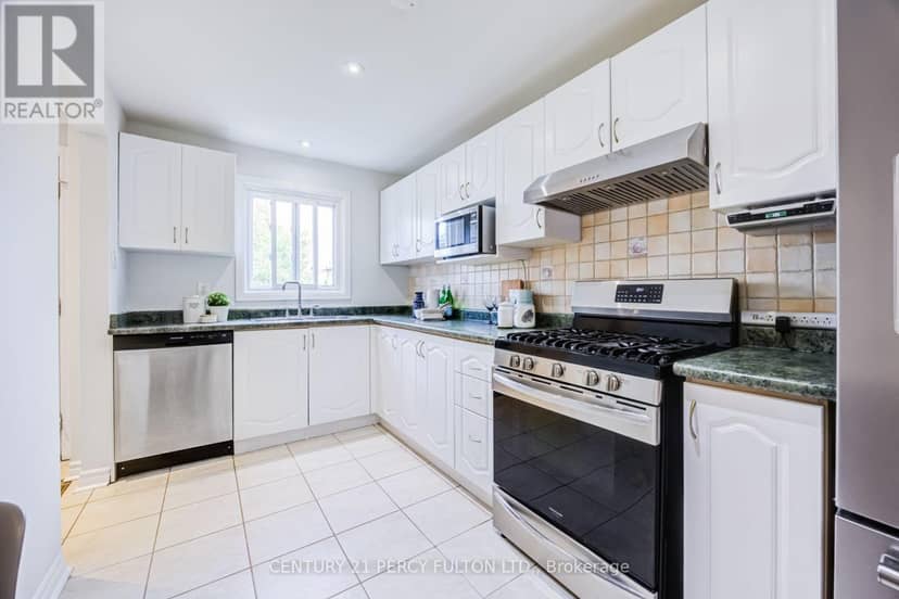 608 Beckworth Square — photo 10 of 40