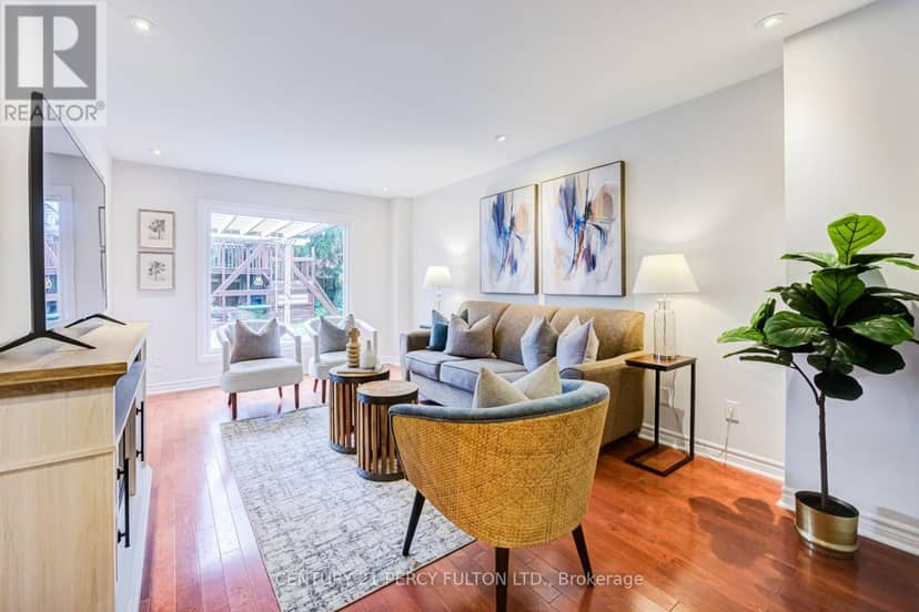 608 Beckworth Square, Pickering, photo 2