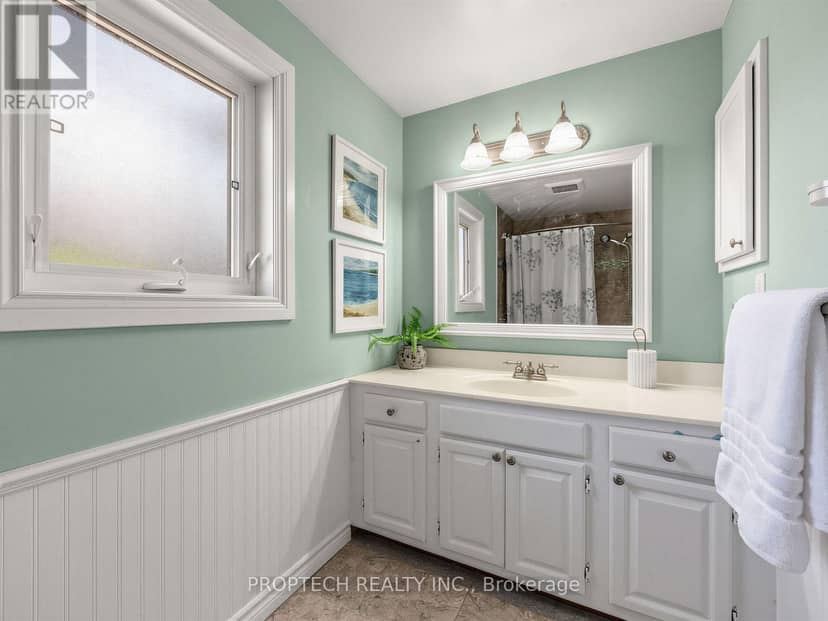 50 Fallingbrook Street — photo 23 of 34