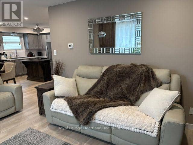 153 Bayfield Road, Goderich, photo 5