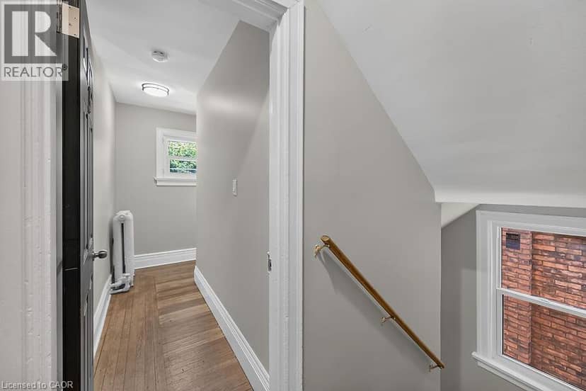 103 MARY Street — photo 30 of 40
