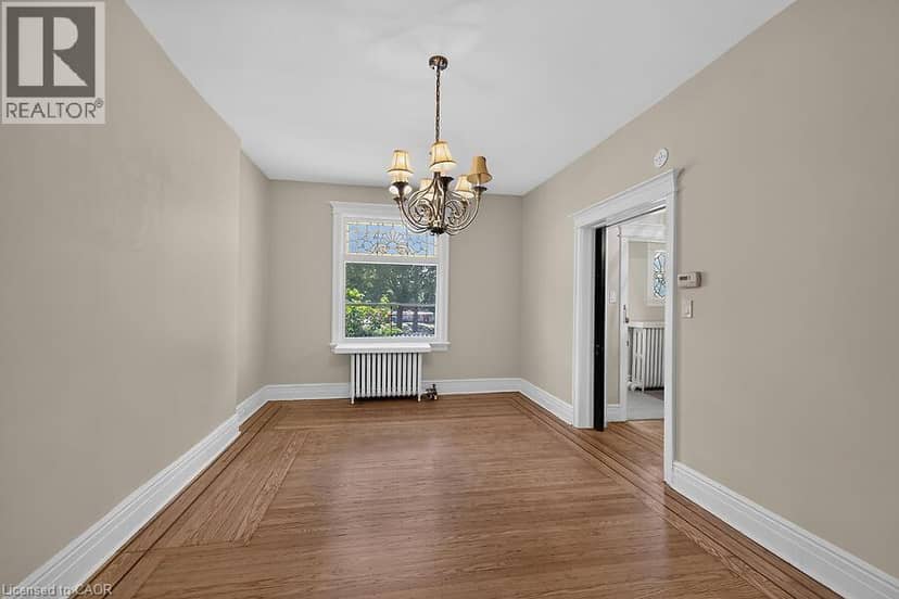 103 MARY Street — photo 6 of 40
