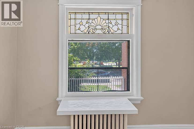 103 MARY Street — photo 7 of 40