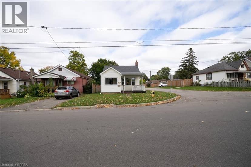 364 WELLINGTON Street, Brantford, photo 2