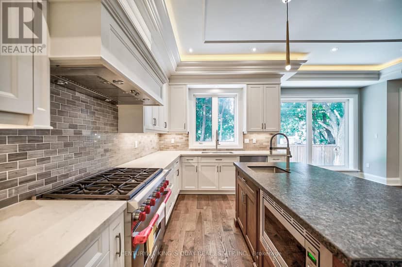 82 Cartier Crescent — photo 11 of 40
