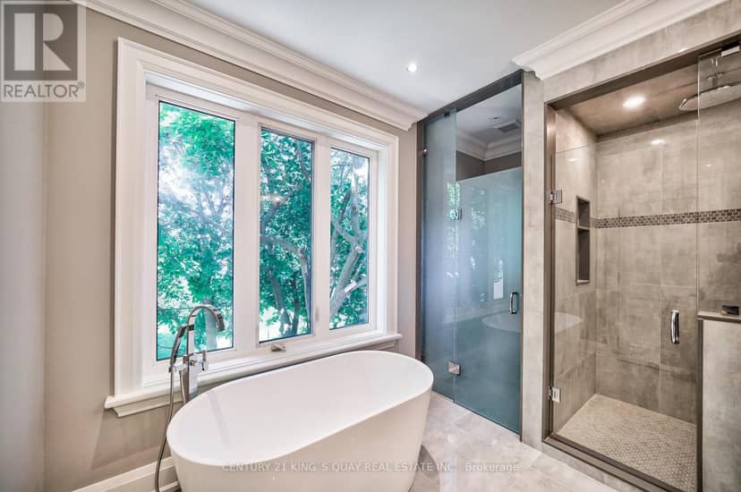 82 Cartier Crescent — photo 19 of 40