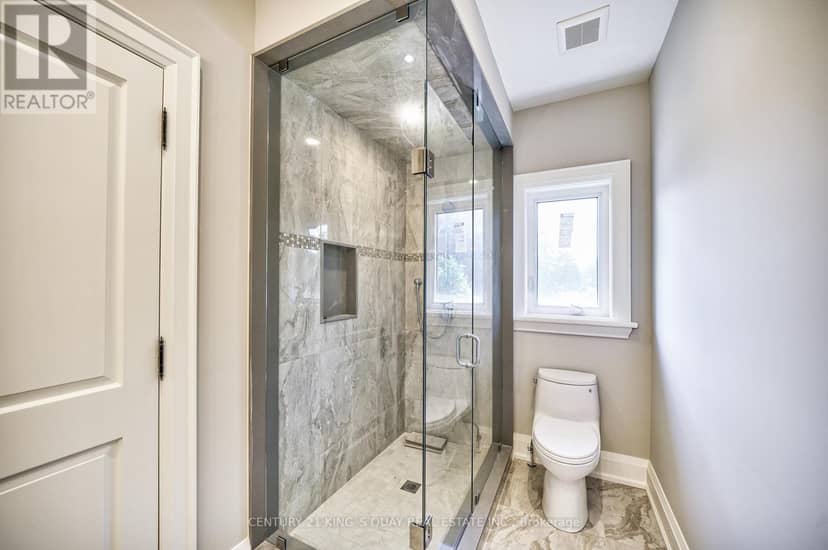 82 Cartier Crescent — photo 24 of 40
