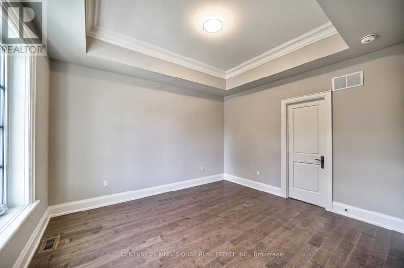 82 Cartier Crescent — photo 25 of 40