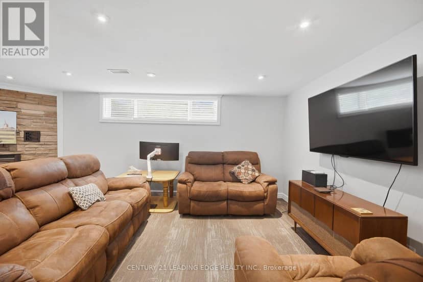 308 Rupert Avenue — photo 38 of 40
