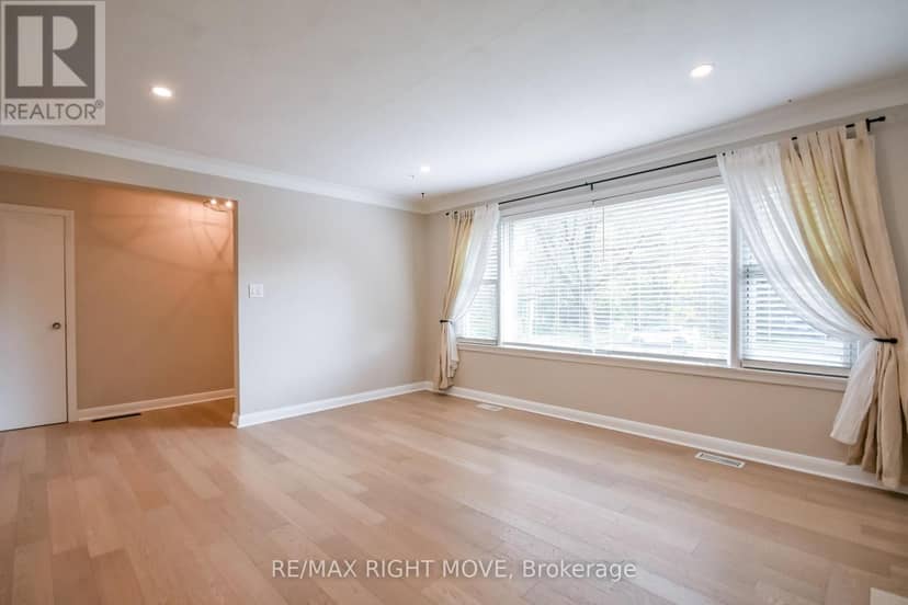 10 Letitia Street, Barrie, photo 6