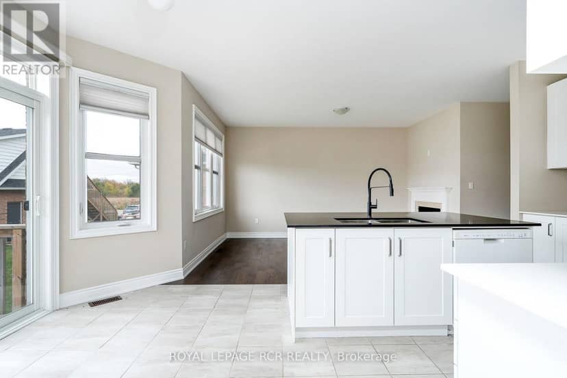 213 Mary Street — photo 29 of 40