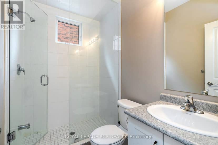213 Mary Street — photo 33 of 40