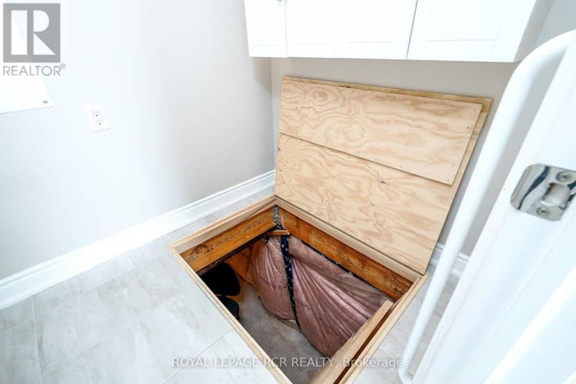 213 Mary Street — photo 37 of 40
