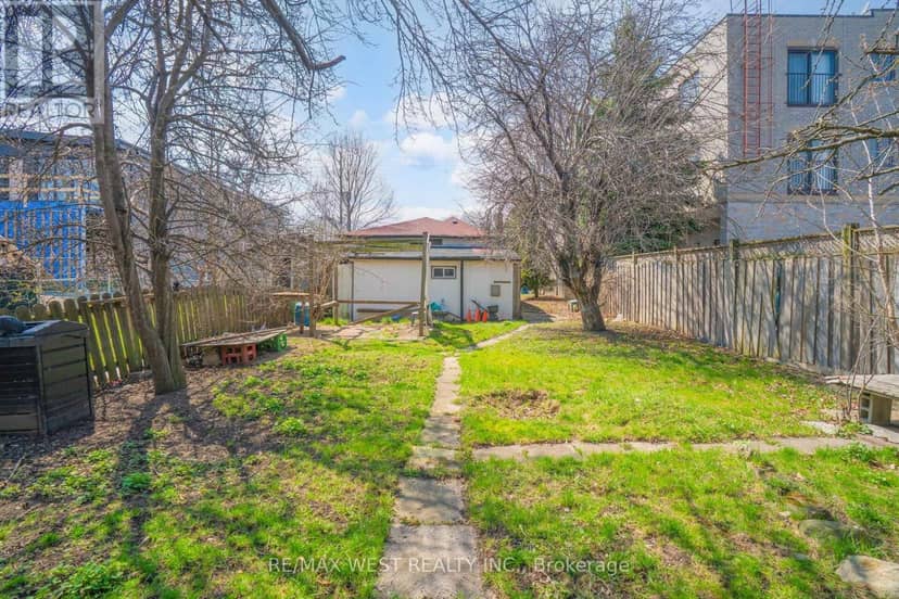 371 Royal York Road — photo 18 of 28