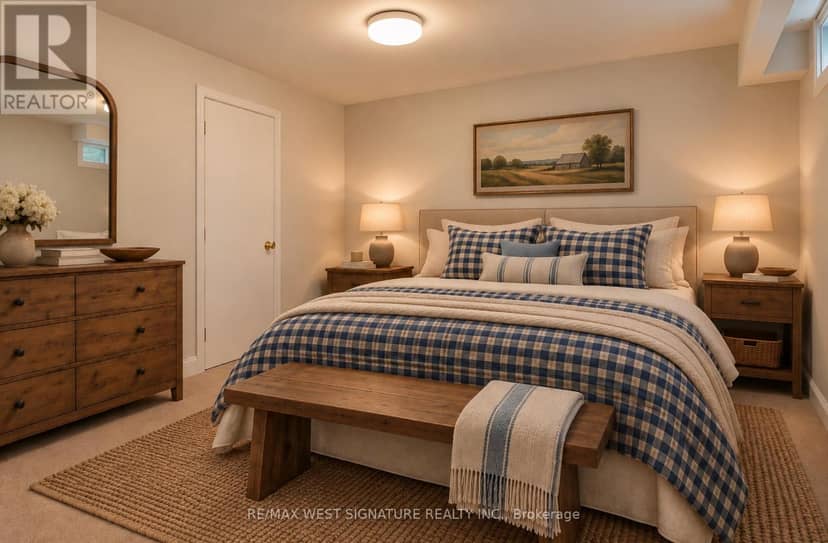 28 Bluehaven Crescent — photo 16 of 18