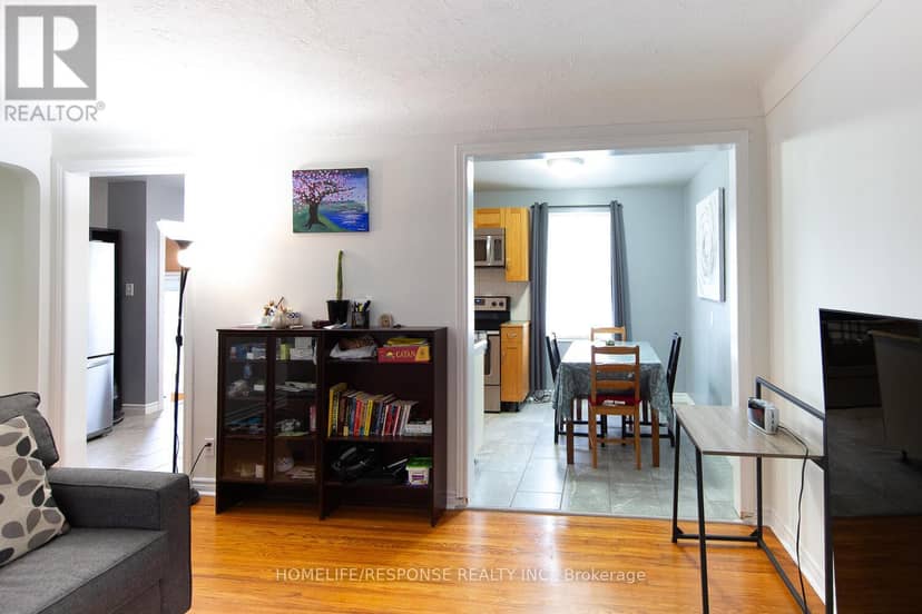 35 Parkdale Drive — photo 16 of 35