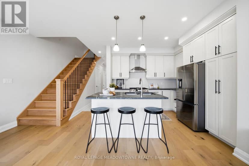 5 - 675 Victoria Road N — photo 16 of 40