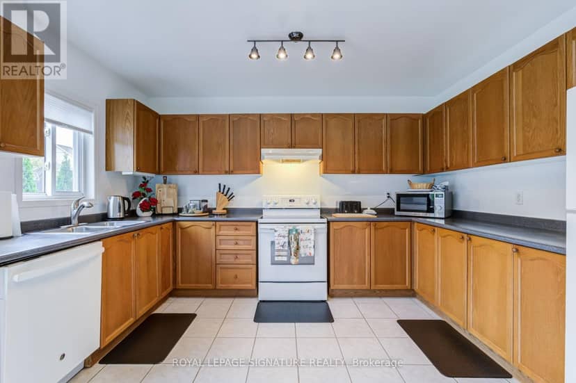 22 Huffman Avenue — photo 18 of 40