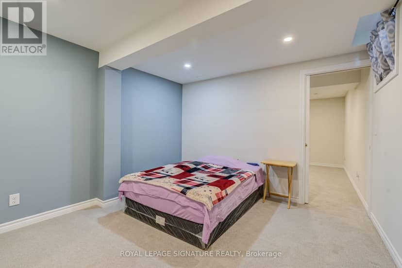 22 Huffman Avenue — photo 36 of 40