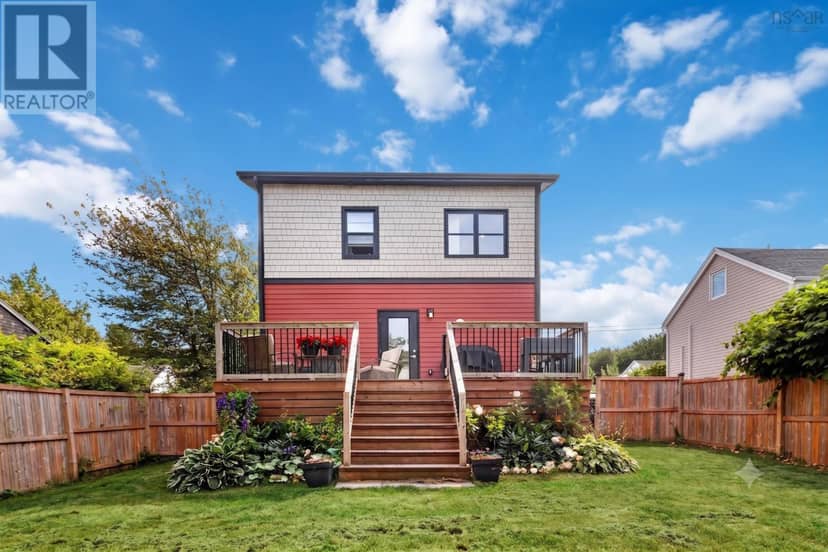 28 Pine Grove Drive — photo 33 of 40