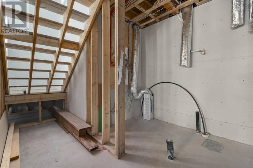 75 Burgess Crescent — photo 39 of 40