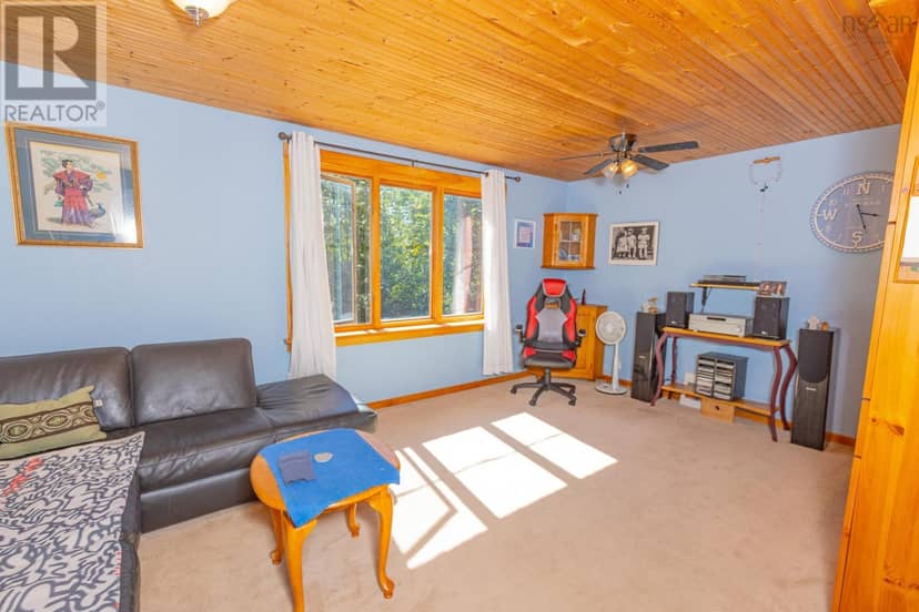 10 River Road — photo 14 of 40